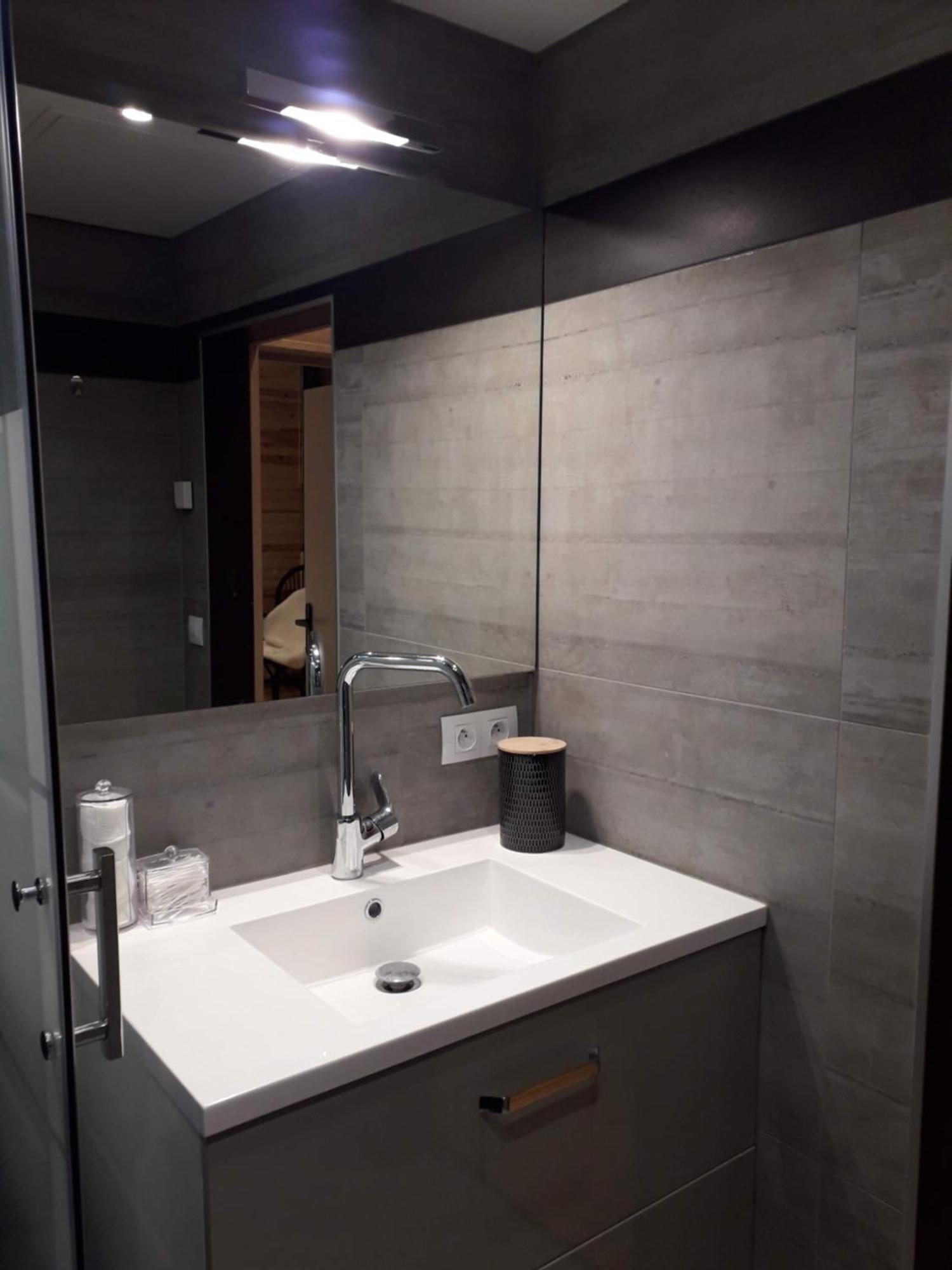 Woody Lodge - Duplex Nature Bonsoy Ardennes Hastiere-par-dela Exterior foto